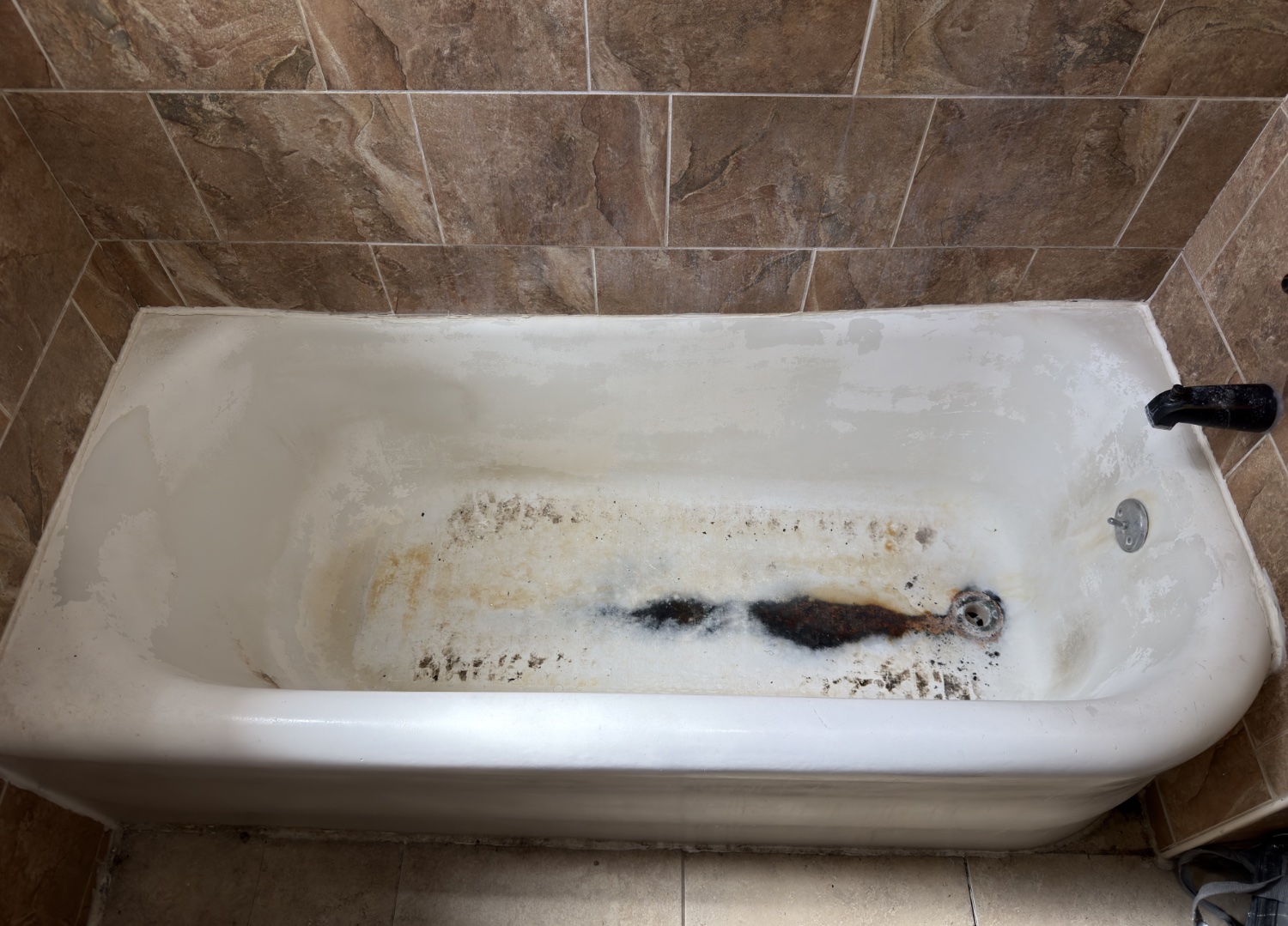 Bathtub before refinishing